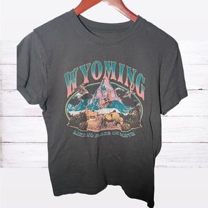 Mighty Fine | Distressed Wyoming T shirt | Medium